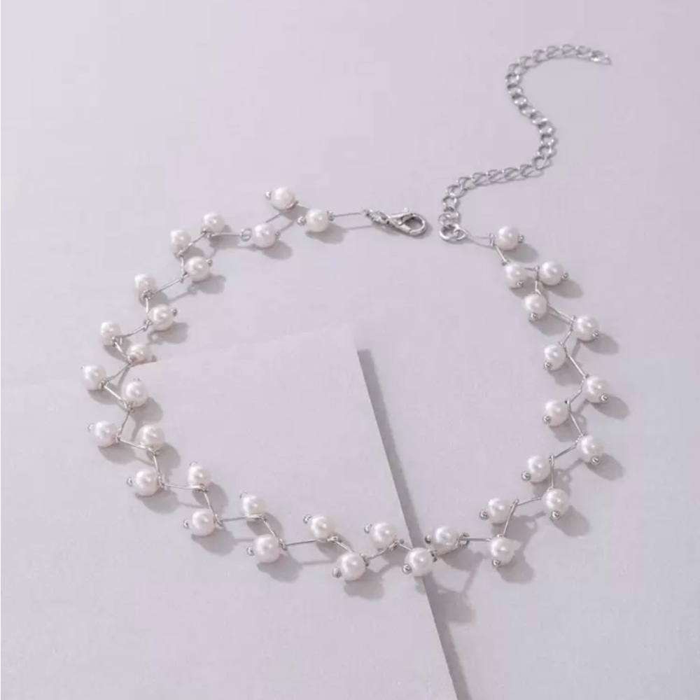 ⚠️Clearance Elegant Pearl Silver And White Choker Necklace - Picture 2 of 6